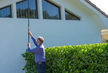 servicing-high-reach-area